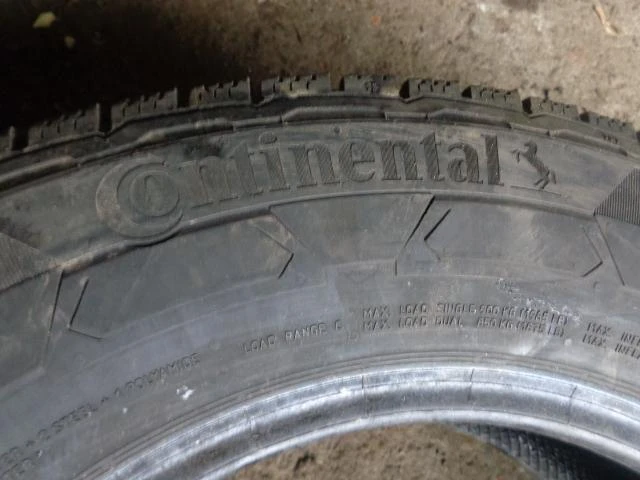 Гуми Зимни 215/65R15, снимка 8 - Гуми и джанти - 20253808