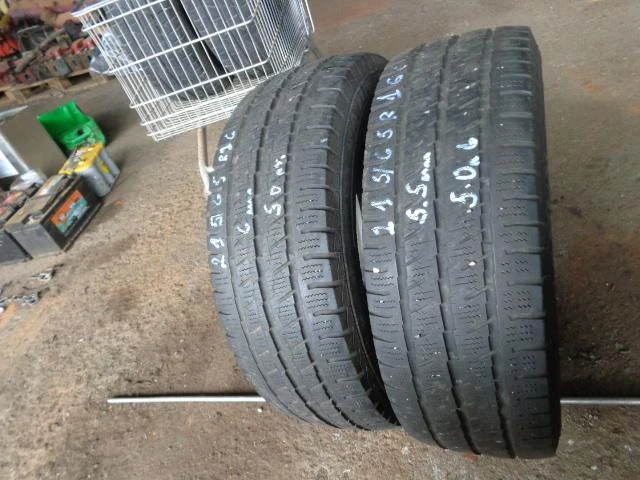 Гуми Зимни 215/65R16, снимка 5 - Гуми и джанти - 20269597