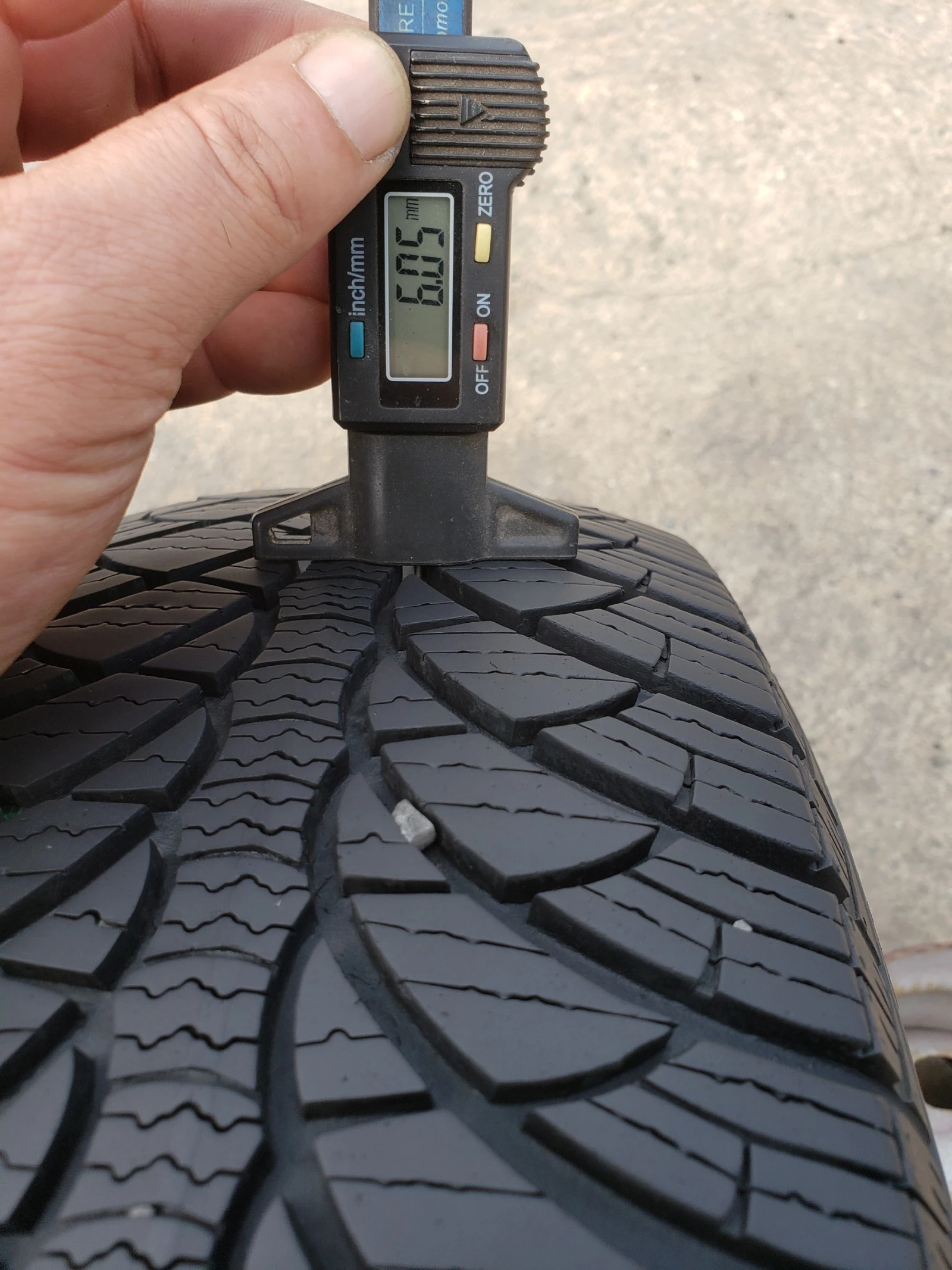 Гуми Зимни 185/65R15, снимка 8 - Гуми и джанти - 56051226