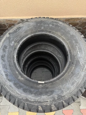 Гуми Зимни 255/70R15, снимка 2 - Гуми и джанти - 53595895