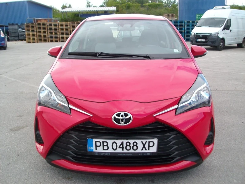 Toyota Yaris 1.0 VVT-I КАТО НОВА , снимка 2 - Автомобили и джипове - 41083648