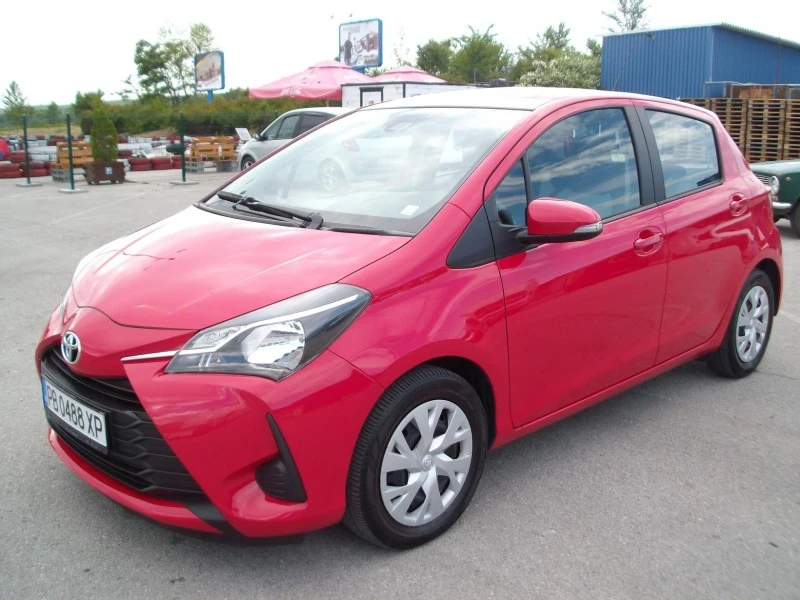 Toyota Yaris 1.0 VVT-I КАТО НОВА , снимка 1 - Автомобили и джипове - 41083648