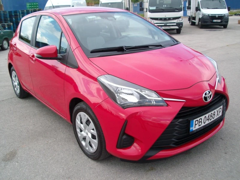 Toyota Yaris 1.0 VVT-I КАТО НОВА , снимка 3 - Автомобили и джипове - 41083648