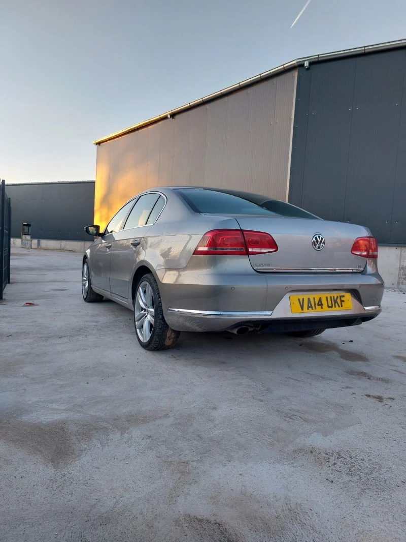 VW Passat 1.6 TDI BlueMotion EXECUTIVE, снимка 6 - Автомобили и джипове - 43655602