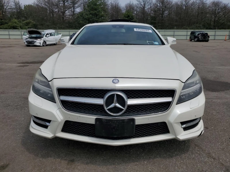 Mercedes-Benz CLS 550 4MATIC, снимка 5 - Автомобили и джипове - 47289044