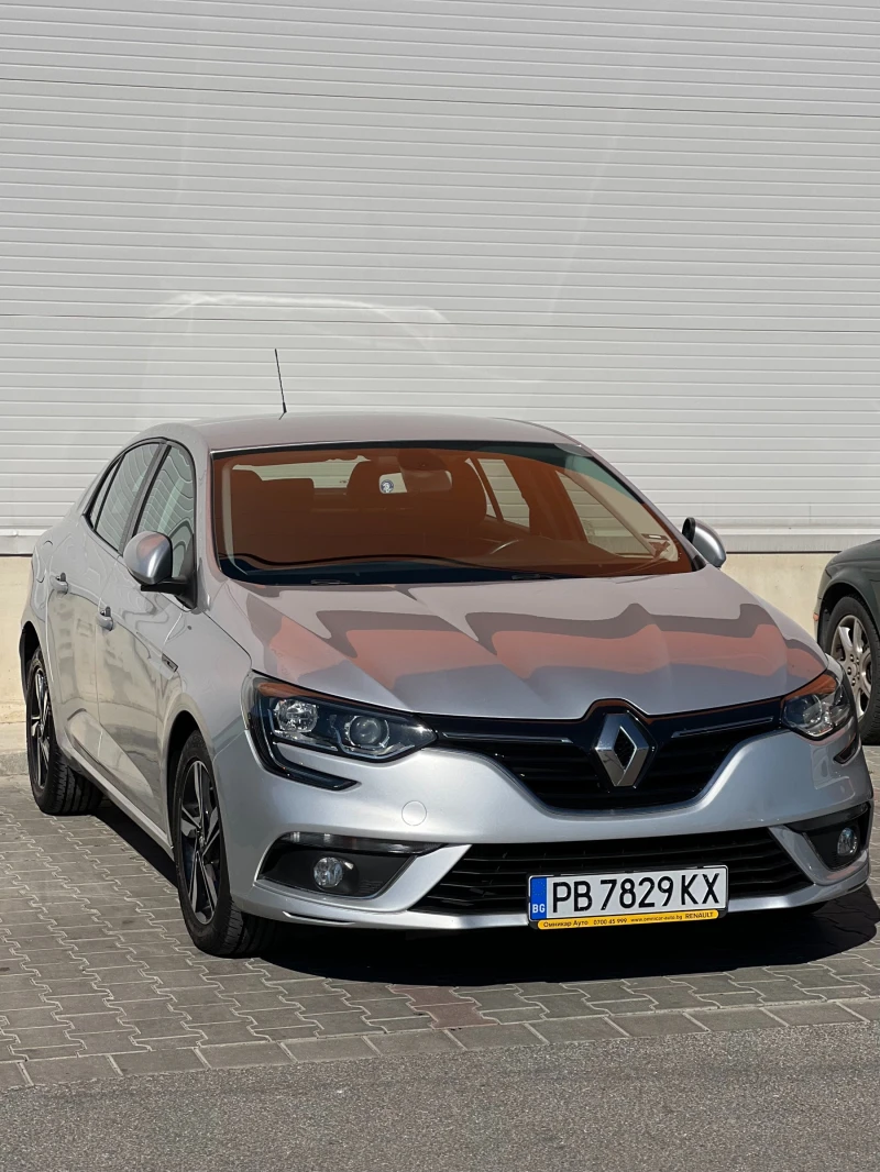 Renault Megane, снимка 3 - Автомобили и джипове - 47592698