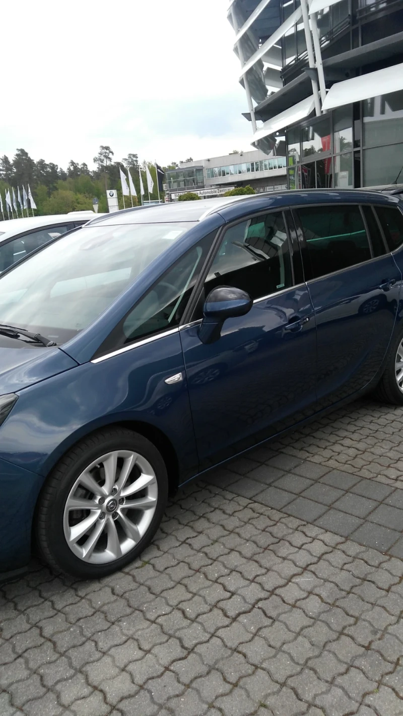 Opel Zafira, снимка 3 - Автомобили и джипове - 48676389