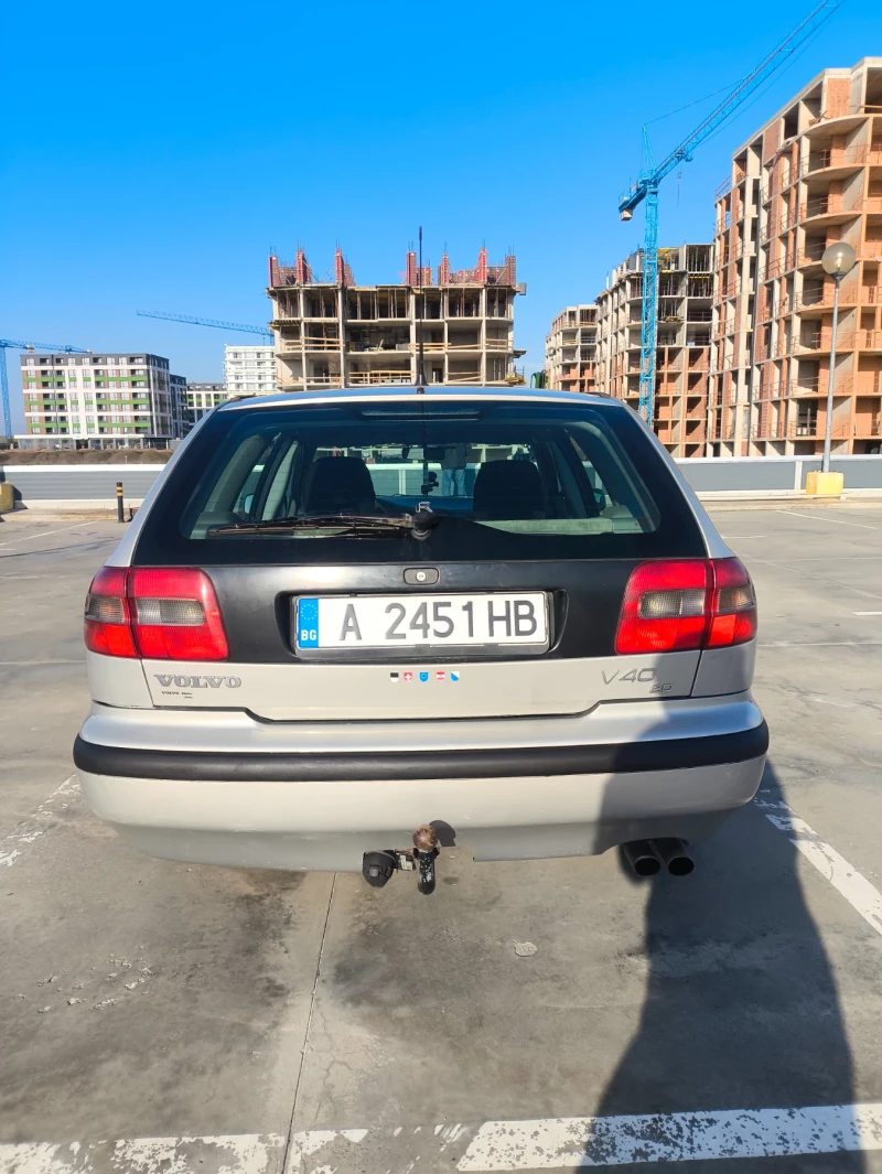 Volvo V40 2.0, снимка 5 - Автомобили и джипове - 49598861