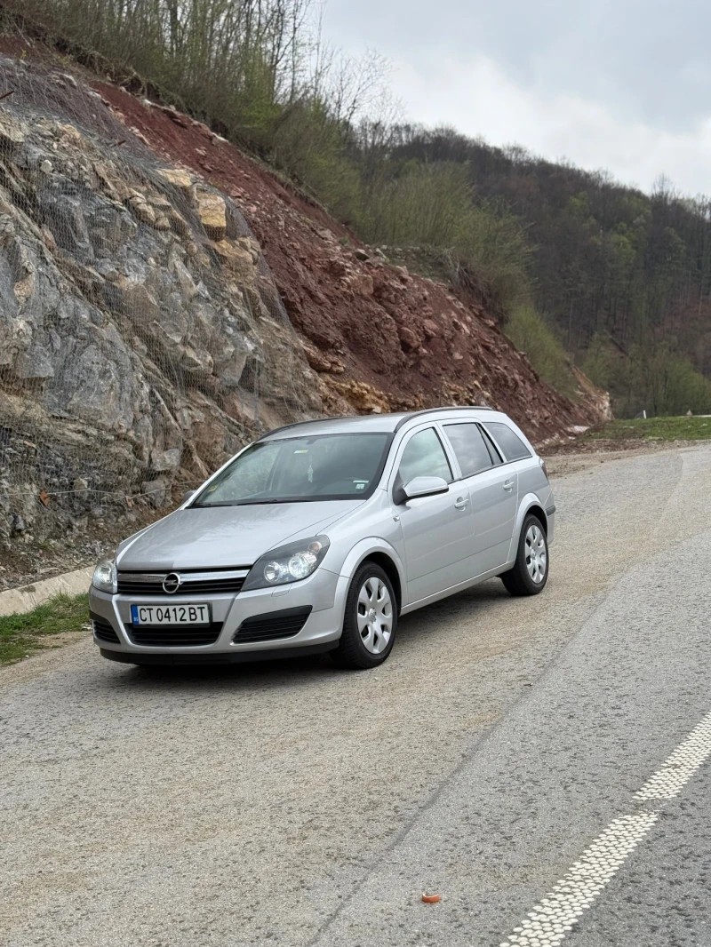 Opel Astra 1.7 cdti, снимка 3 - Автомобили и джипове - 52364759