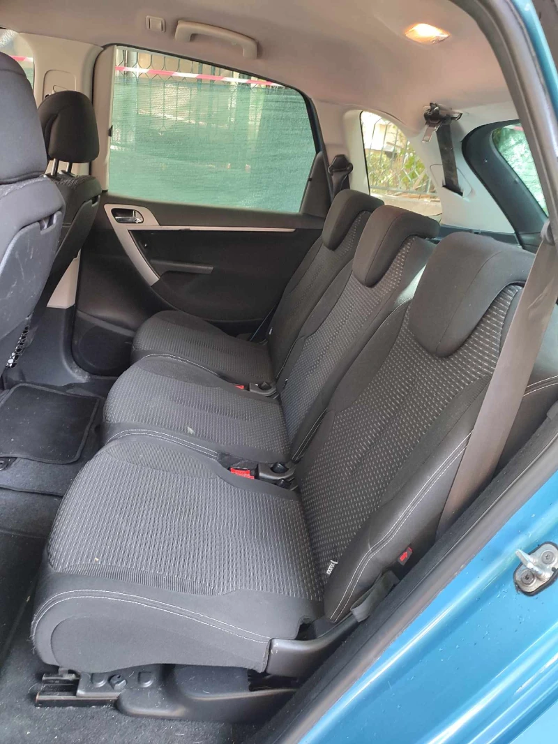Citroen C4 Picasso, снимка 3 - Автомобили и джипове - 52501721