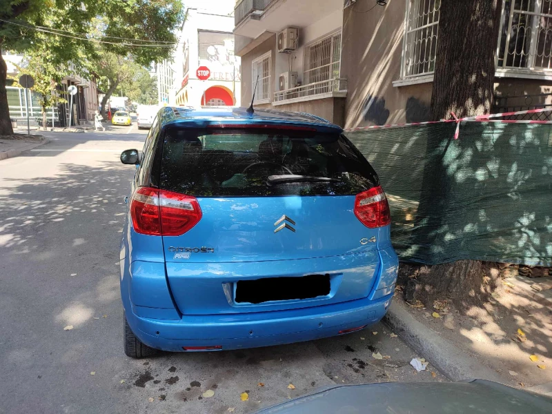 Citroen C4 Picasso, снимка 2 - Автомобили и джипове - 52501721