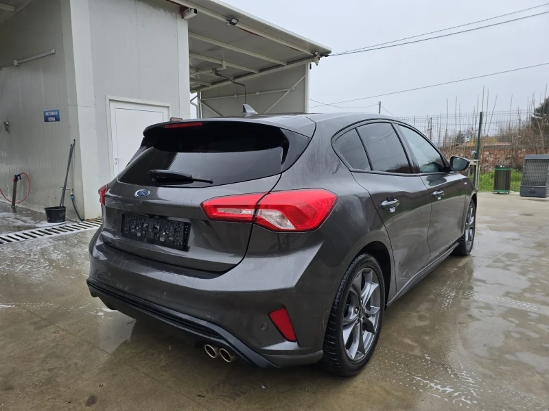 Ford Focus 1.0i ECOBOOST 125к.с ST-LINE 94хил.км. , снимка 4 - Автомобили и джипове - 52654517