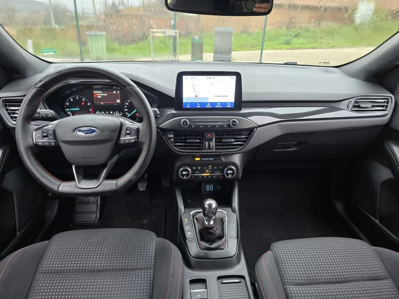 Ford Focus 1.0i ECOBOOST 125к.с ST-LINE 94хил.км. , снимка 15 - Автомобили и джипове - 52654517