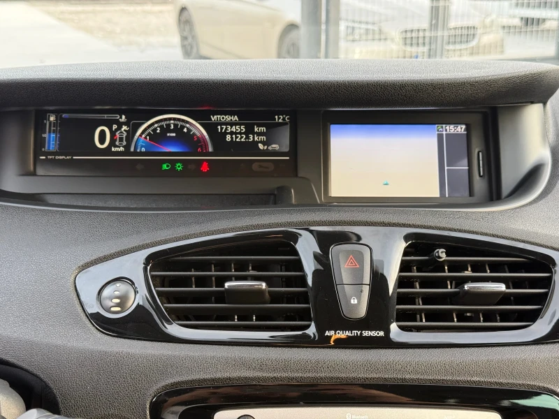 Renault Scenic 1.5DCI* 2014г* АВТОМАТИК* НОВ* КОЖА* НАВИ* , снимка 11 - Автомобили и джипове - 52656914