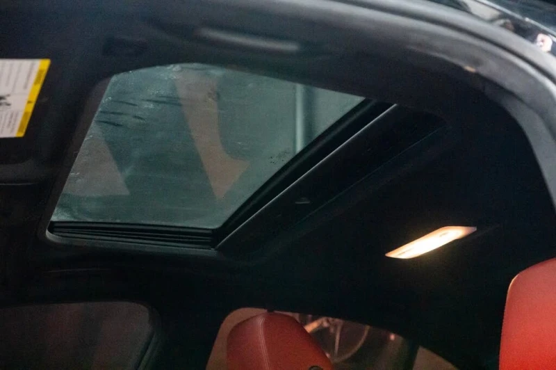 BMW 340  ПАМЕТ* ПАНОРАМА* КАМЕРА* M СЕДАЛКИКОЖА* ПОДГРЕВ* , снимка 10 - Автомобили и джипове - 53098183