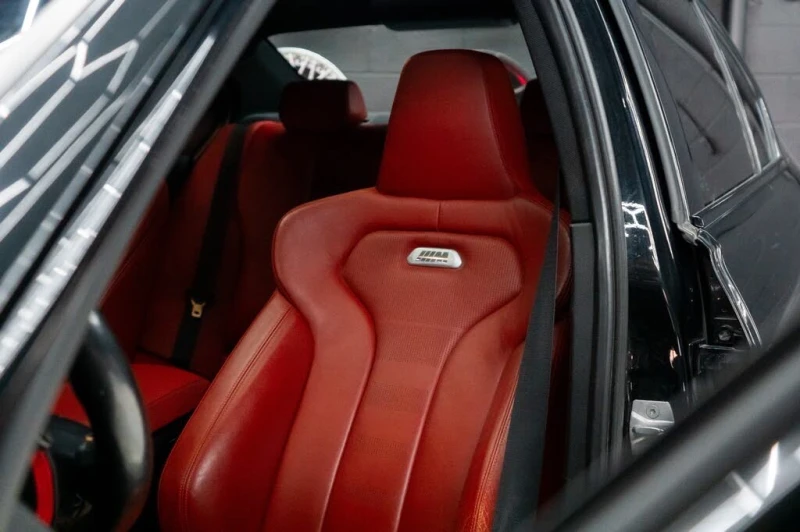 BMW 340  ПАМЕТ* ПАНОРАМА* КАМЕРА* M СЕДАЛКИКОЖА* ПОДГРЕВ* , снимка 11 - Автомобили и джипове - 53098183