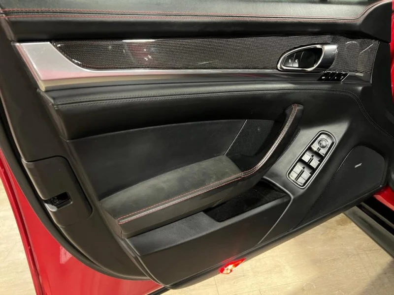 Porsche Panamera GTS * * CARFAX * * АВТОКРЕДИТ * * , снимка 7 - Автомобили и джипове - 53202207