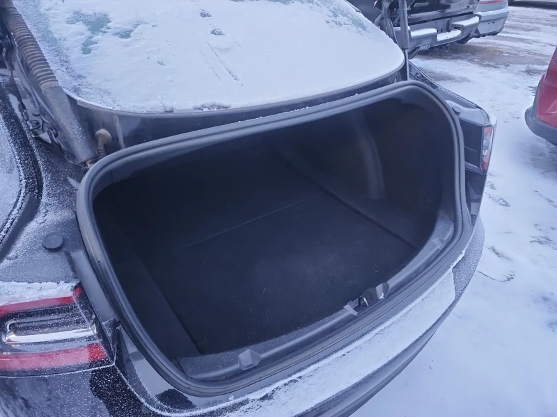 Tesla Model 3 LONG RANGE * * CARFAX * * АВТО КРЕДИТ * * , снимка 6 - Автомобили и джипове - 53277468