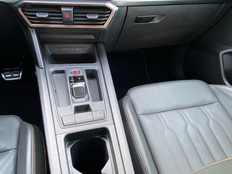 Cupra Formentor 1.4PHEV/245HP/VZ/DSG/CAM/MEMO/NAVI/LED/773g, снимка 10 - Автомобили и джипове - 53445041