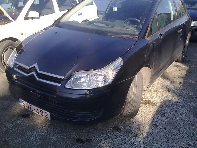 Citroen C4 1.4i 1.6i 1.6,2.0 HDI, снимка 12 - Автомобили и джипове - 11976012