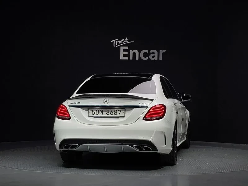 Mercedes-Benz C 43 AMG W205 Amg 4Matic, снимка 4 - Автомобили и джипове - 55920569