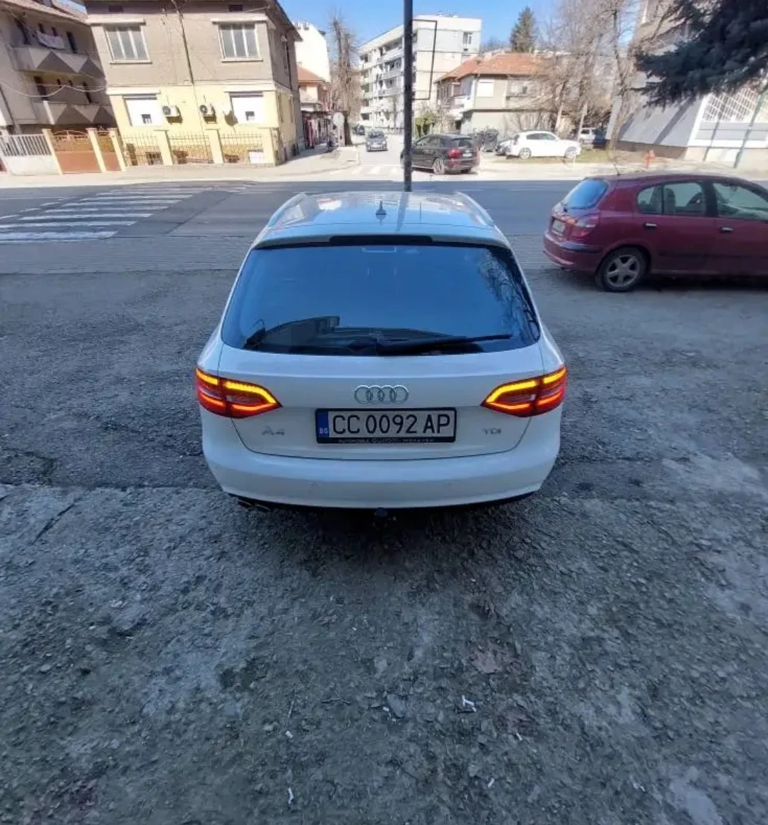 Audi A4 2.0 TDI  Facelift - LED , снимка 2 - Автомобили и джипове - 53577803