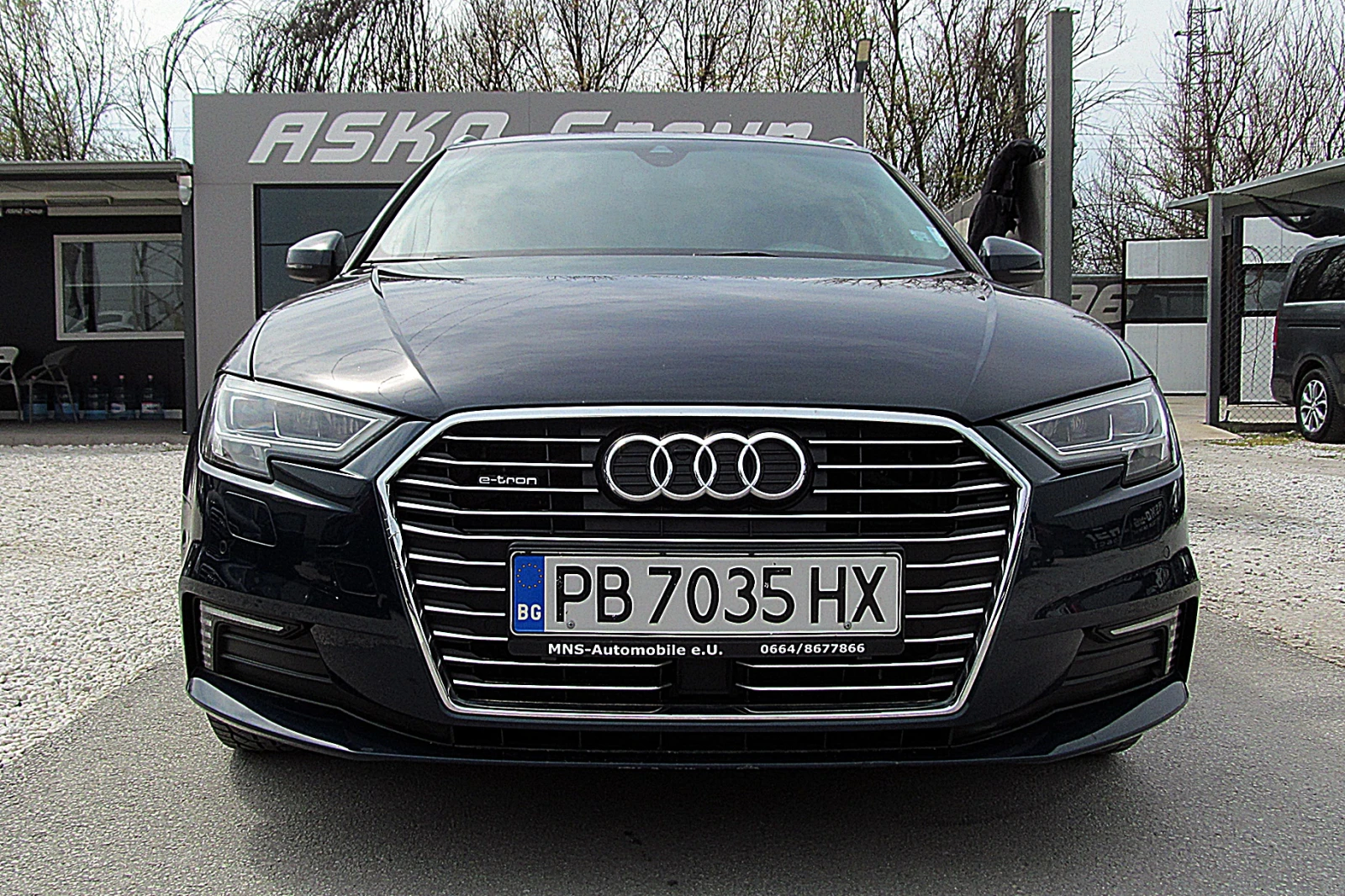 Audi E-Tron Sportback E-tron 40/СОБСТВЕН ЛИЗИНГ - изображение 2