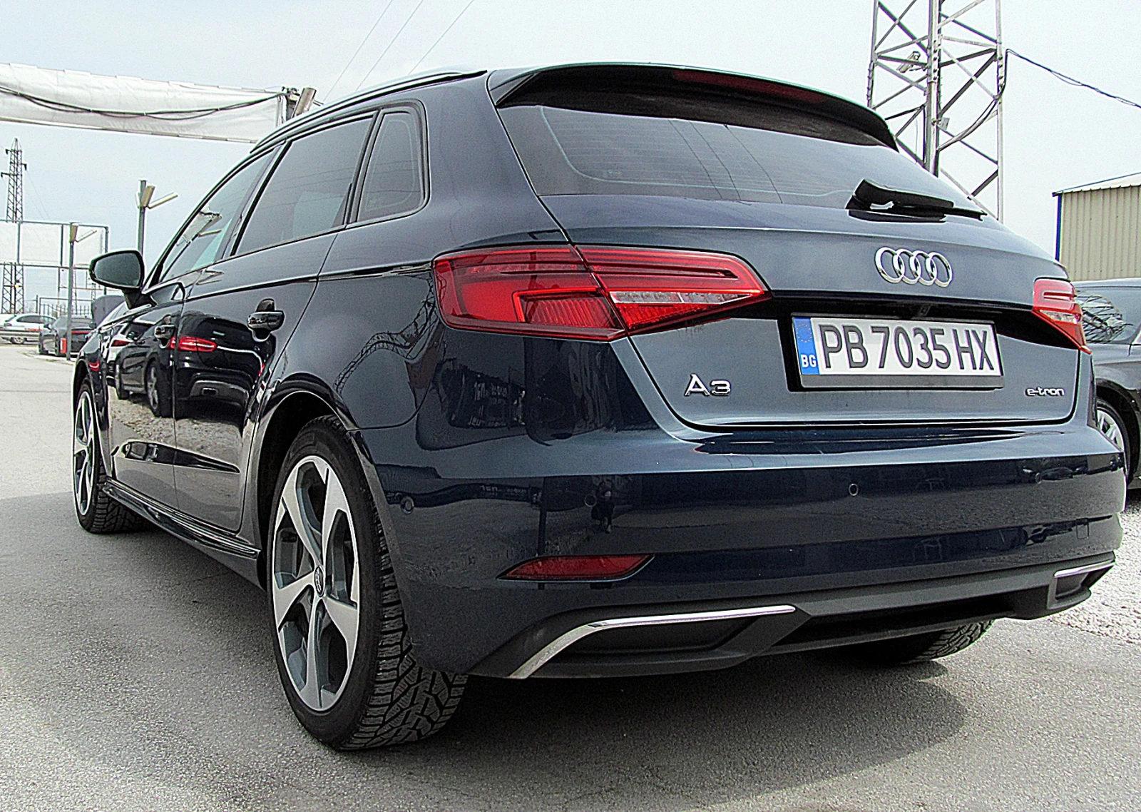 Audi E-Tron Sportback E-tron 40/СОБСТВЕН ЛИЗИНГ - изображение 6