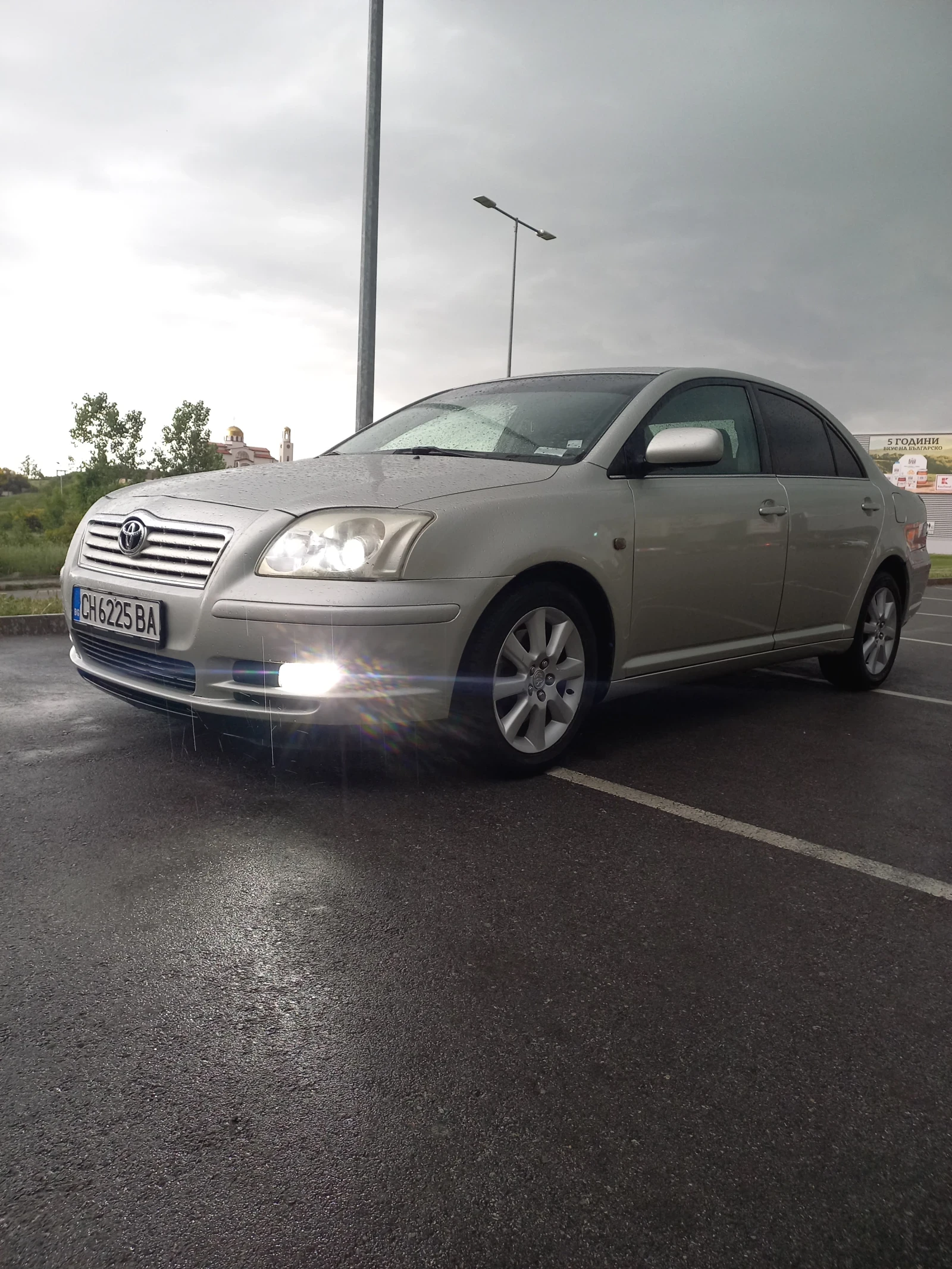 Toyota Avensis  - изображение 7