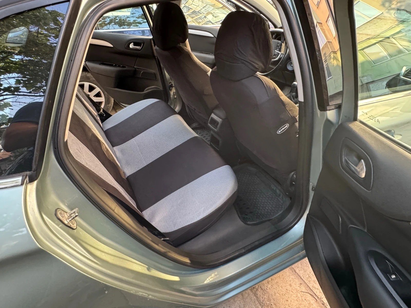 Citroen C4  - изображение 9
