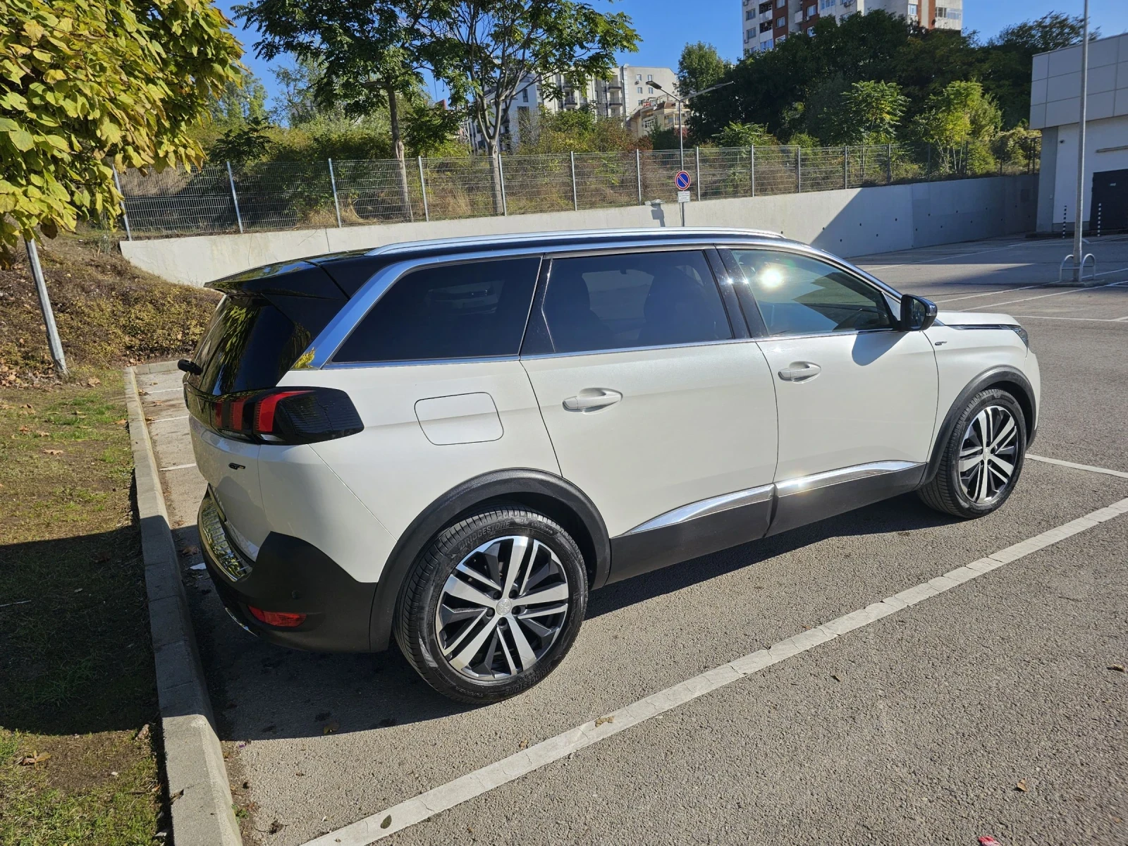 Peugeot 5008  - изображение 4