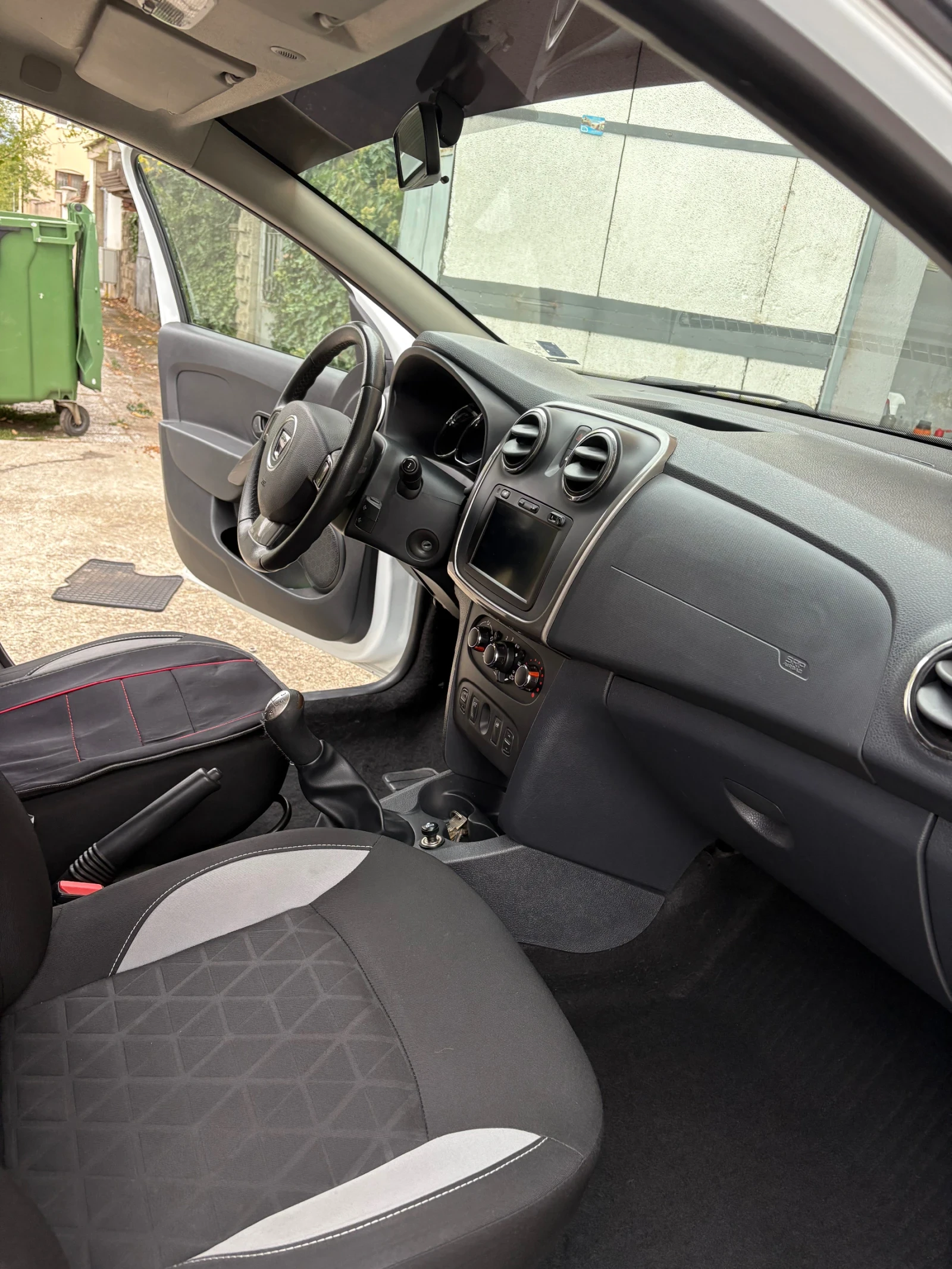 Dacia Sandero | Mobile.bg — изображение 12