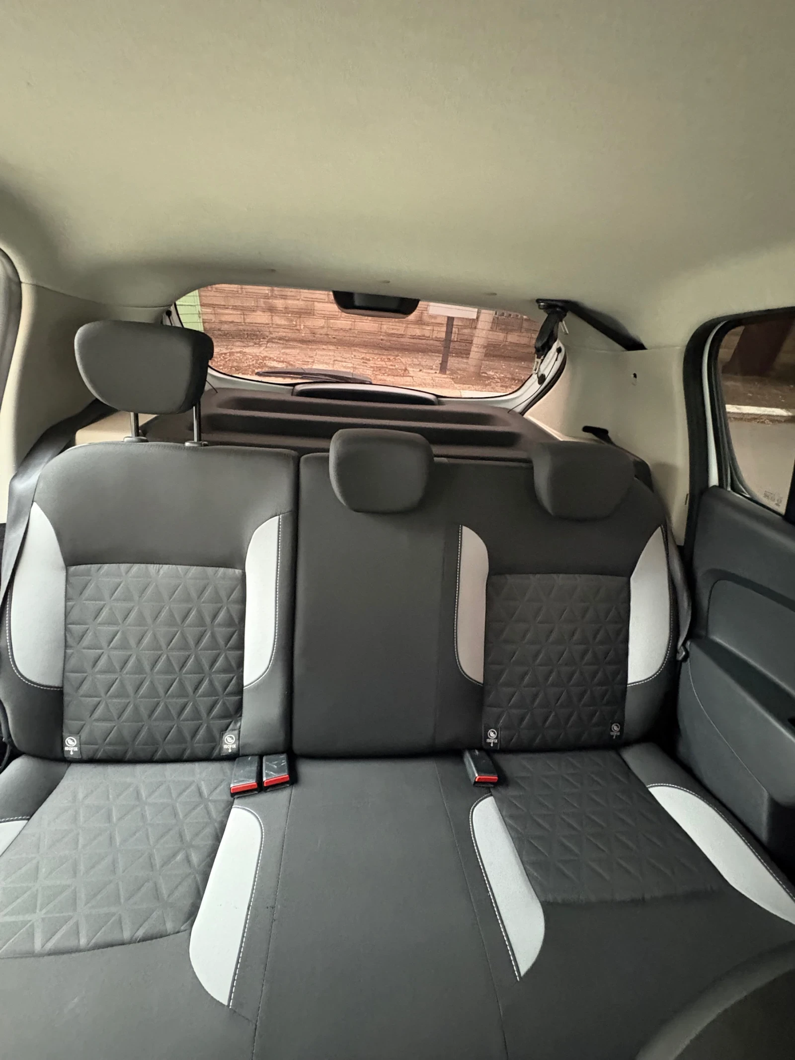 Dacia Sandero | Mobile.bg — изображение 11