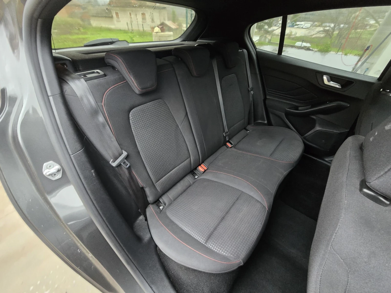 Ford Focus 1.0i ECOBOOST 125. ST-LINE 94..  | Mobile.bg   14