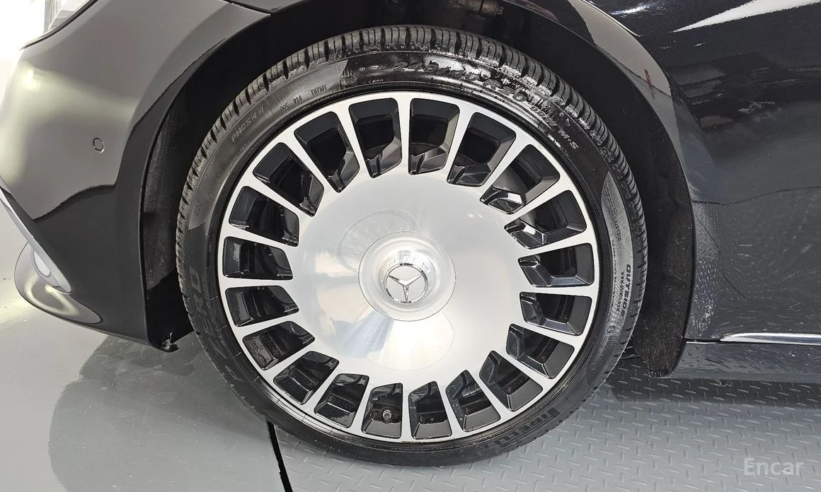 Maybach S 560  - изображение 5