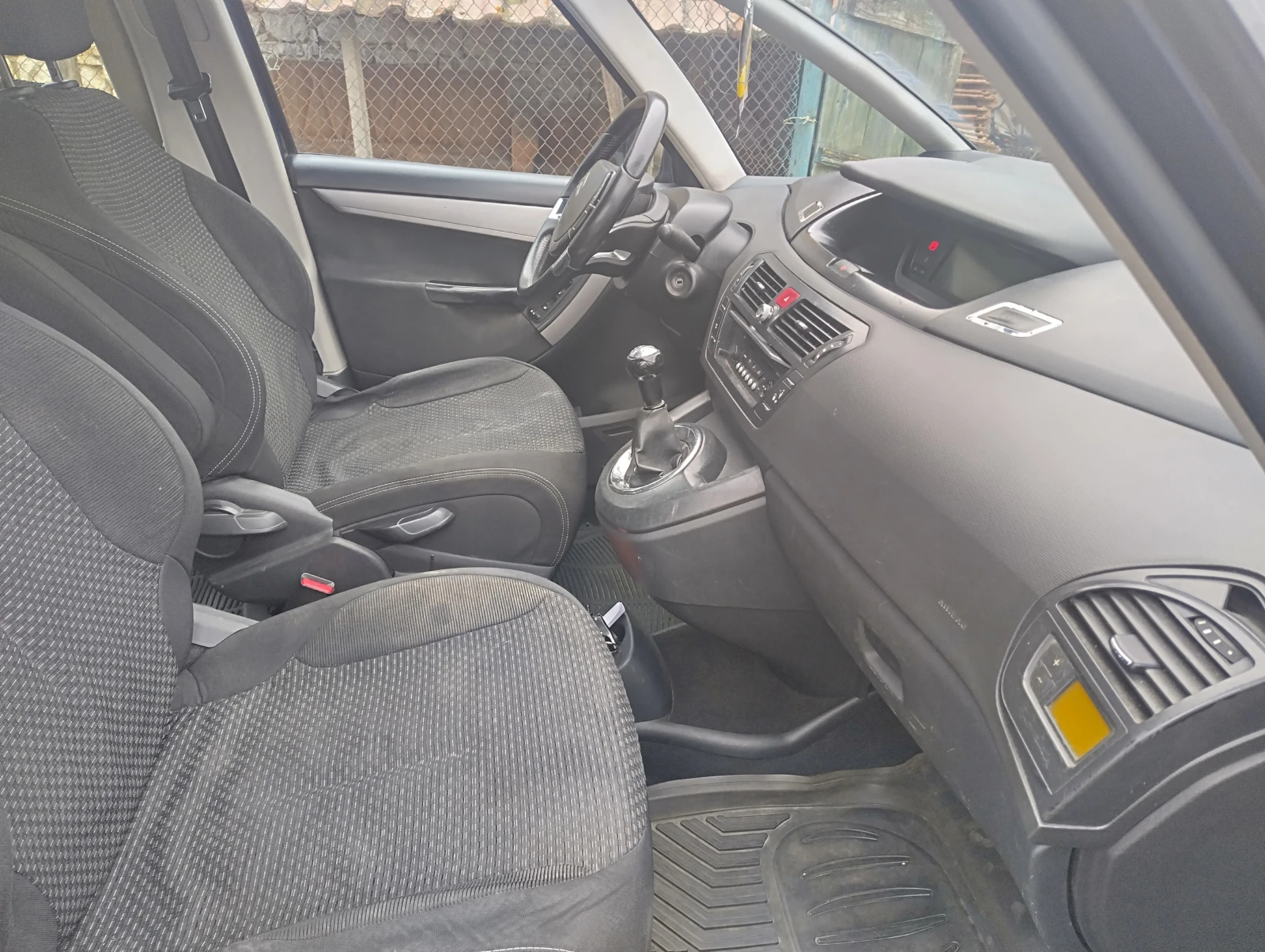 Citroen C4 Picasso, снимка 7 - Автомобили и джипове - 53772888