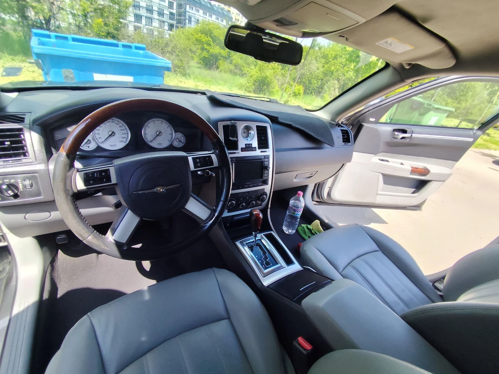 Chrysler 300c 3.0CDI-FACELIFT, снимка 13 - Автомобили и джипове - 54416872