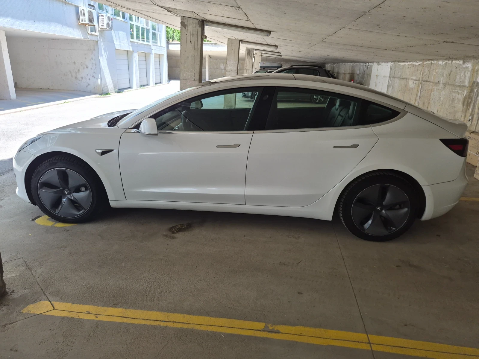 Tesla Model 3 Европейска Standart Plus, снимка 3 - Автомобили и джипове - 55537261