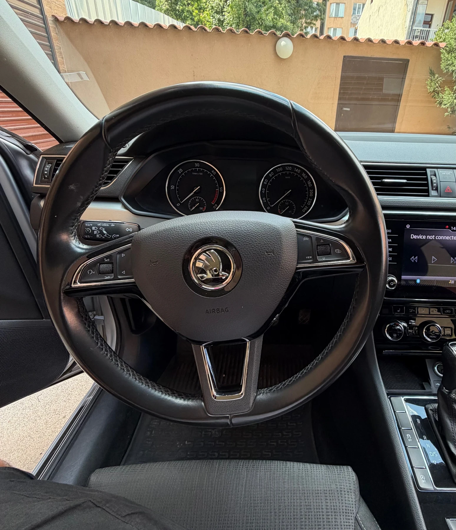 Skoda Superb, снимка 10 - Автомобили и джипове - 55605072