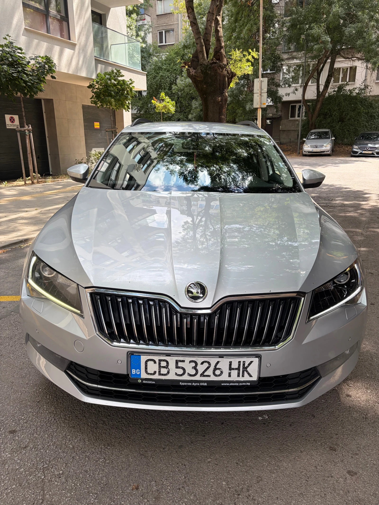 Skoda Superb, снимка 6 - Автомобили и джипове - 55605072