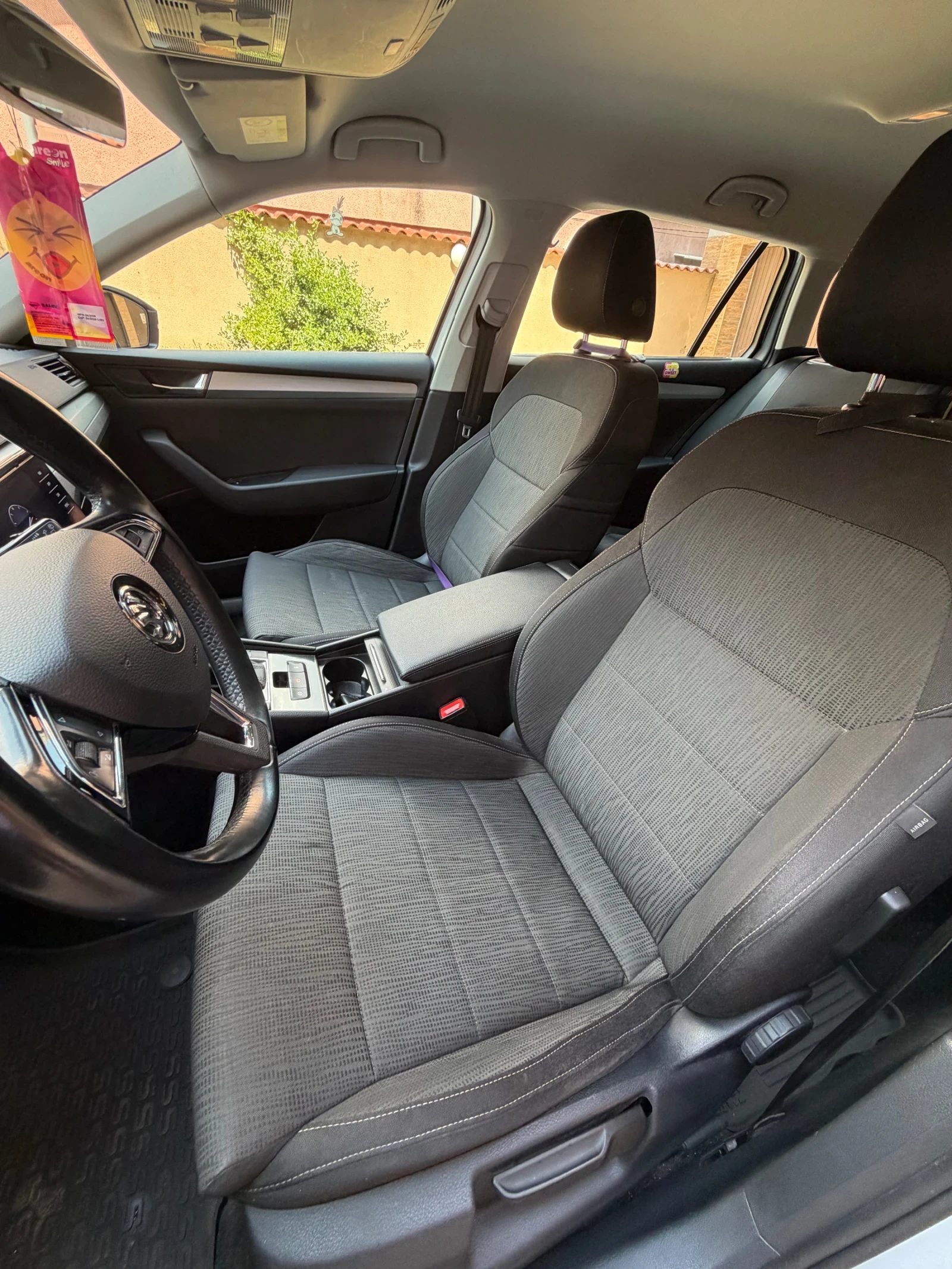 Skoda Superb, снимка 13 - Автомобили и джипове - 55605072