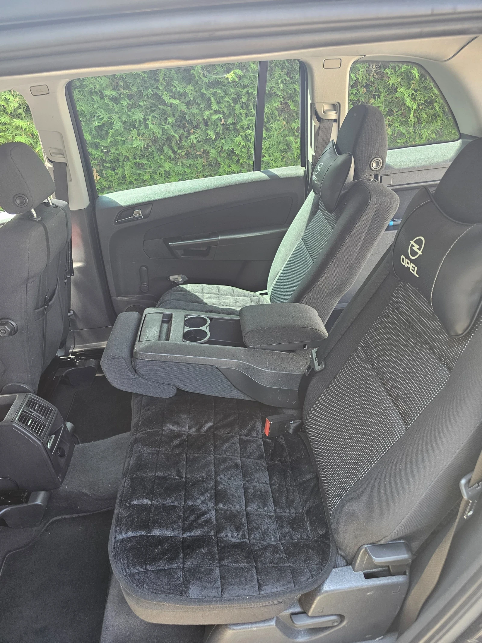 Opel Zafira B, снимка 14 - Автомобили и джипове - 55727528