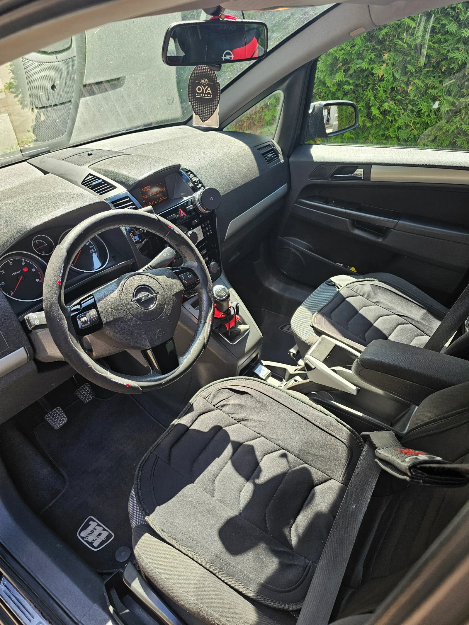 Opel Zafira B, снимка 7 - Автомобили и джипове - 55727528