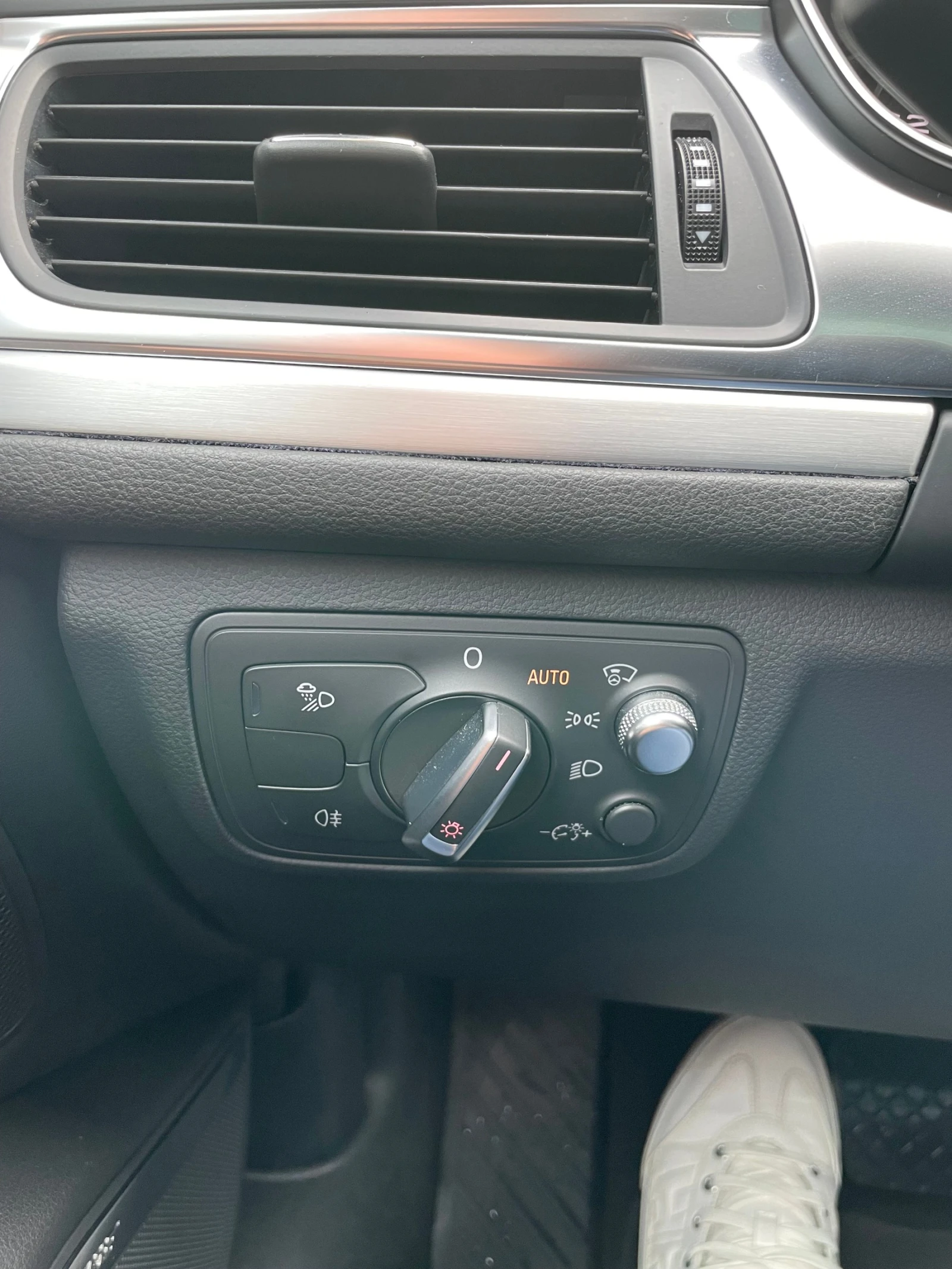 Audi A6 3.0 TDI Quattro, снимка 16 - Автомобили и джипове - 55789727