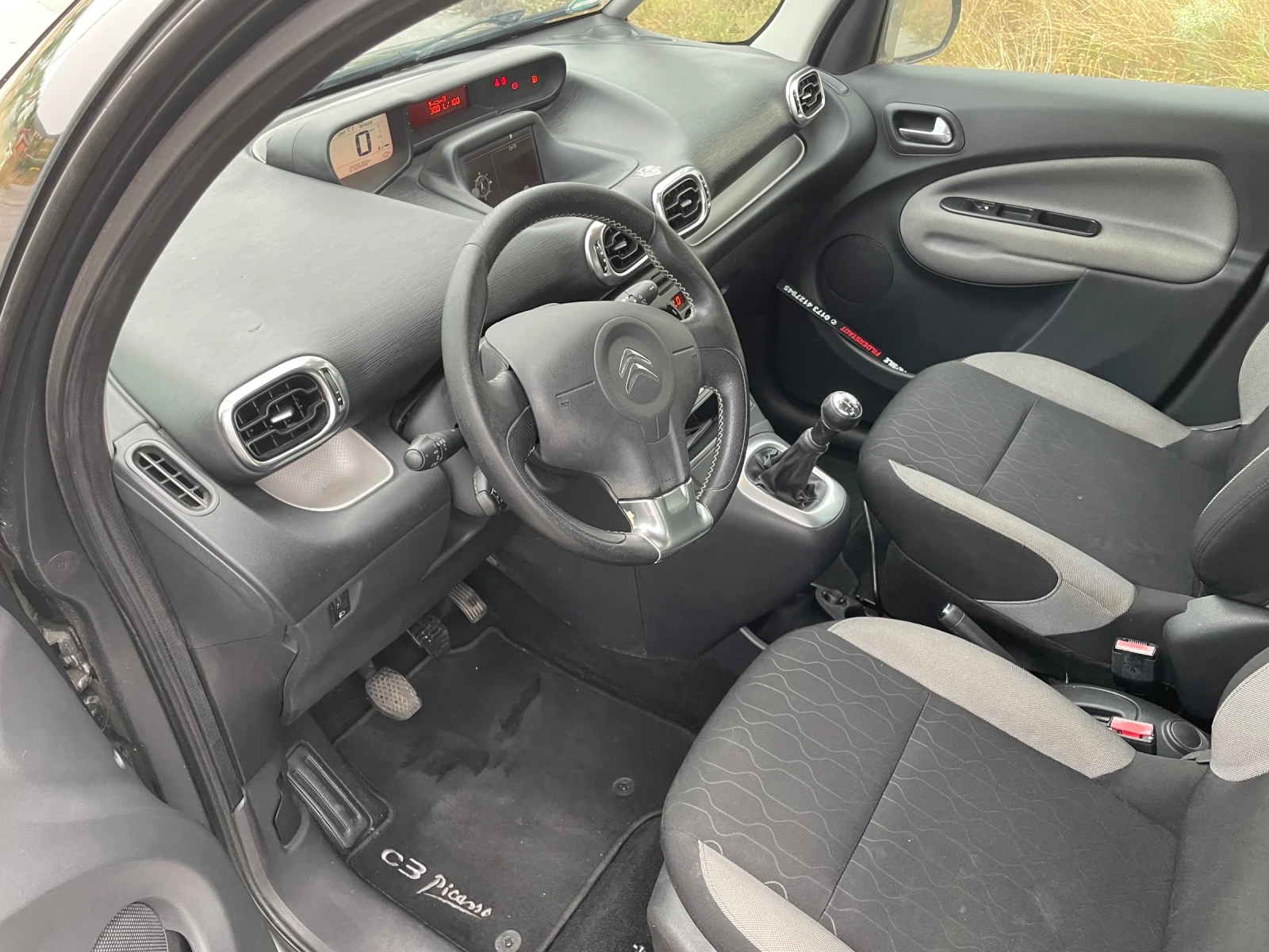 Citroen C3 Picasso 1.4, снимка 7 - Автомобили и джипове - 55865739
