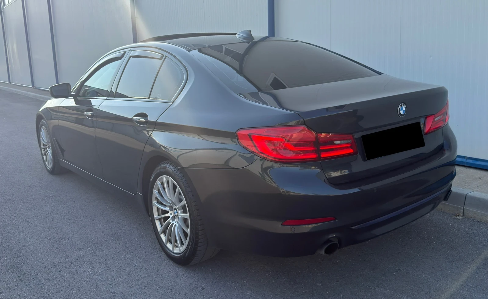 BMW 530 * INDIVIDUAL* БЕЗУПРЕЧЕН* ТОП ЦЕНА* ЕВРОПЕЙСКА* , снимка 4 - Автомобили и джипове - 55932205