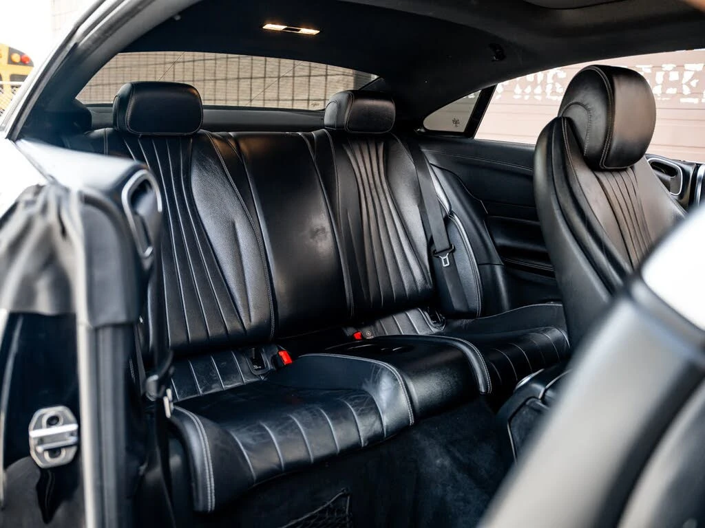 Mercedes-Benz E 400 4MATIC * KAMEPA* PANO* BURM* М.ТОЧКА, снимка 9 - Автомобили и джипове - 56082616