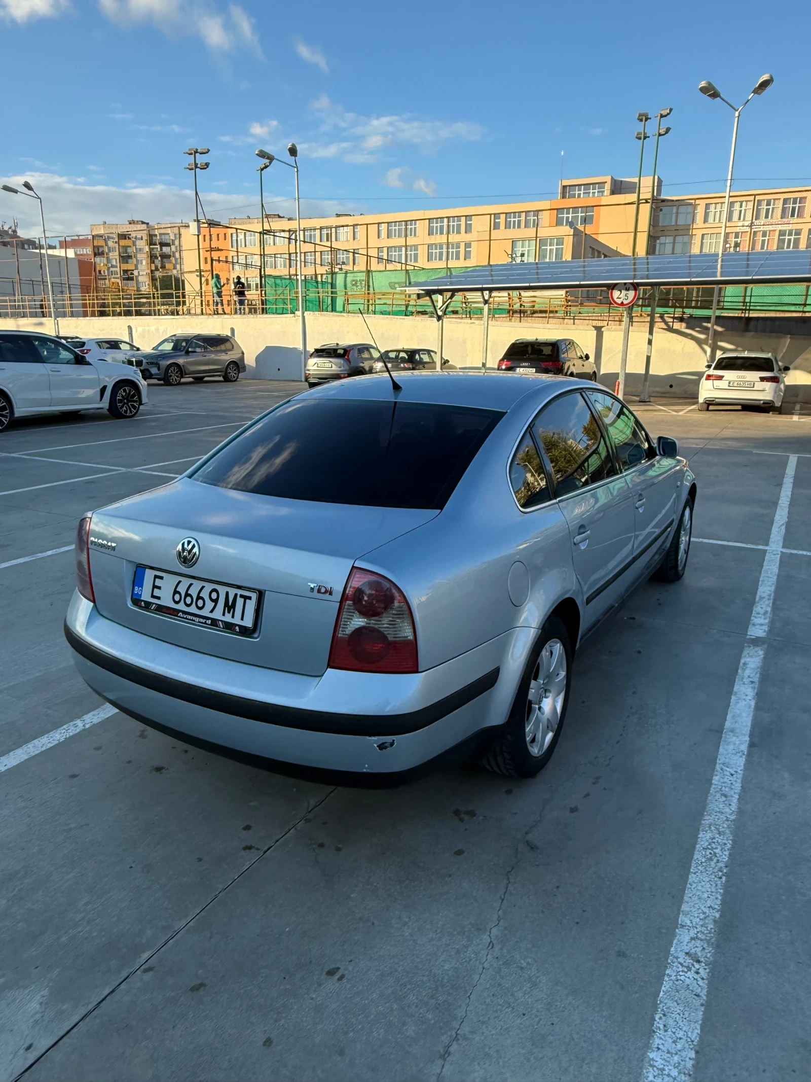 VW Passat, снимка 3 - Автомобили и джипове - 56507737