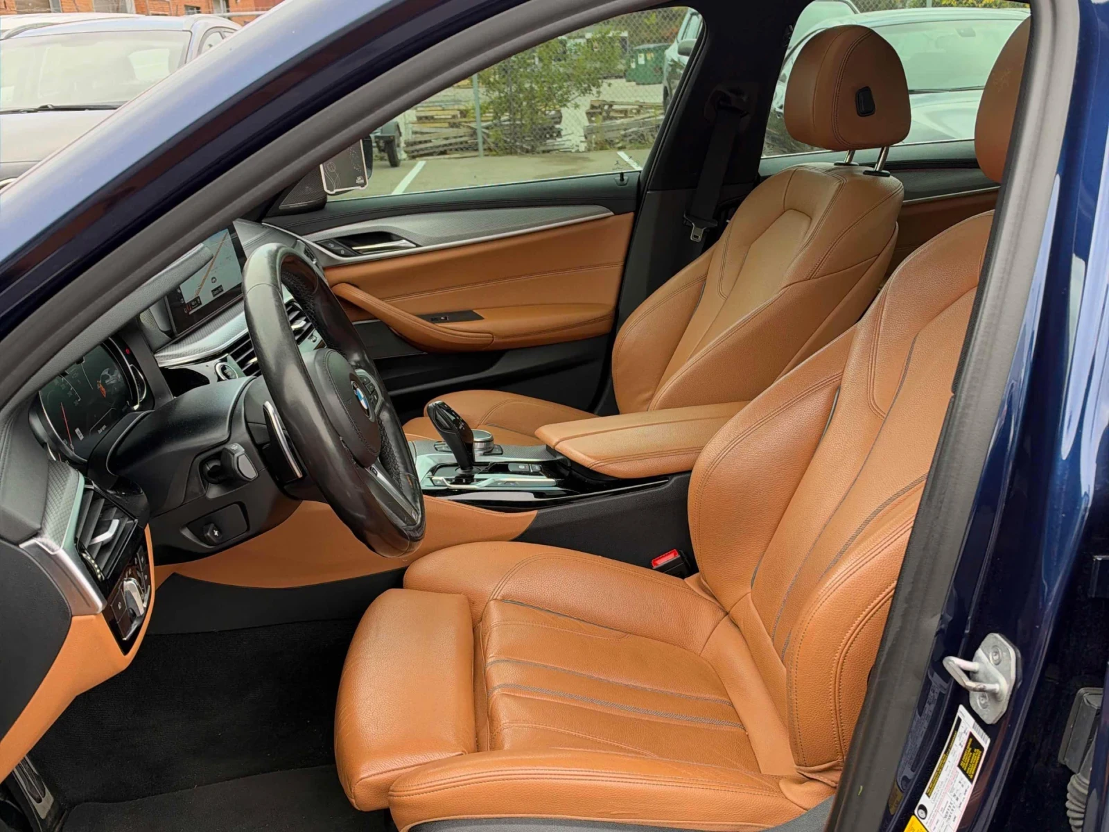 BMW 540 xDrive* M-pack* HUD* Back cam* Pano* H&K* �������* | Mobile.bg � ����������� 10