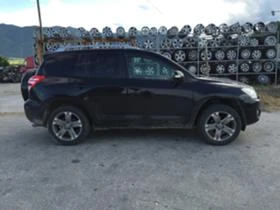 Toyota Rav4 -НА ЧАСТИ, снимка 7